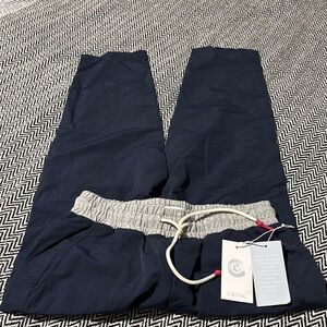 Calme Nylon Taper Leg Pants | Sz M